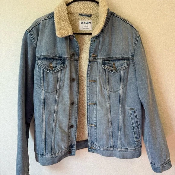 Old Navy Sherpa Lined Denim Jacket - Picture 2 of 9